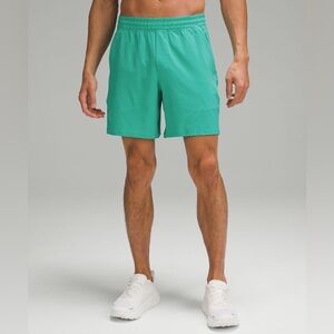 Lululemon Pace Breaker Linerless Short 7" | Kelly Green | Small